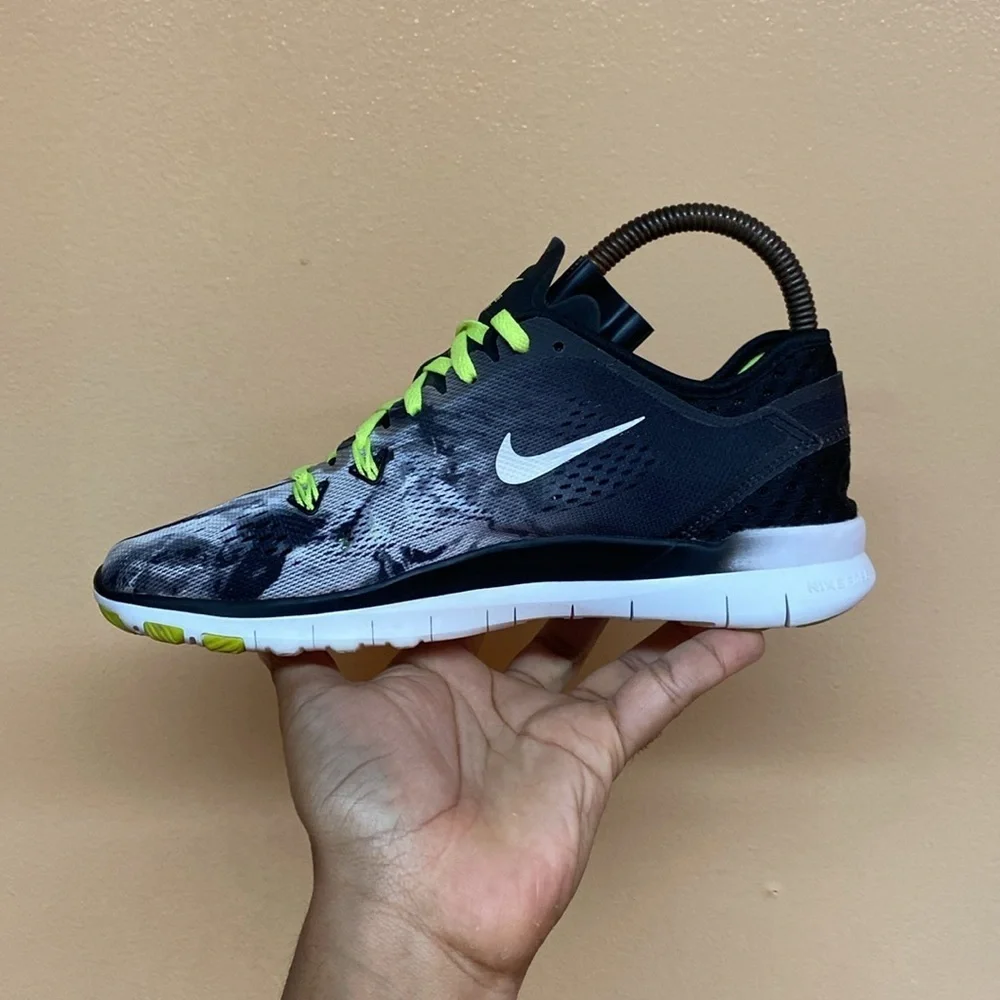 Nike Free TR Fit 5 Women’s Running Sneakers “Black White Gray Volt”